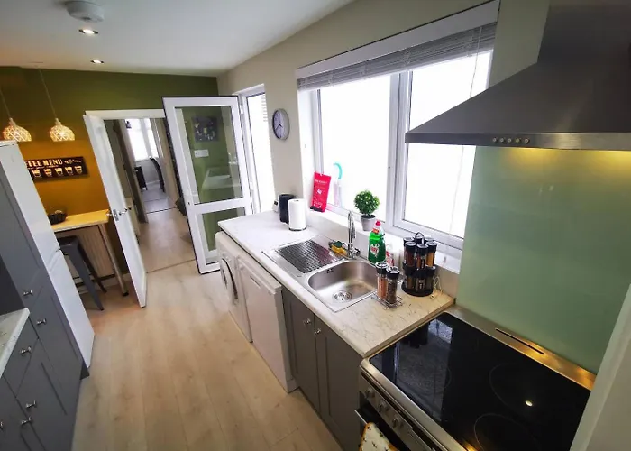 4Br Modern Botanic House