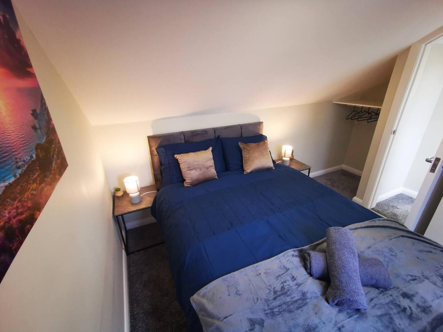 Holiday home 4br Modern Botanic House *