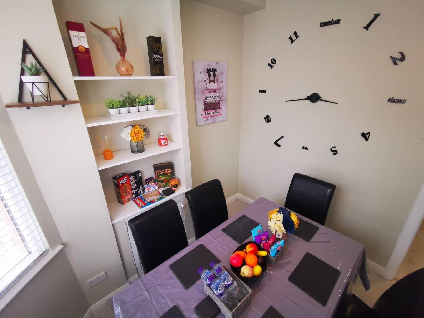 4br Modern Botanic House Holiday home Belfast