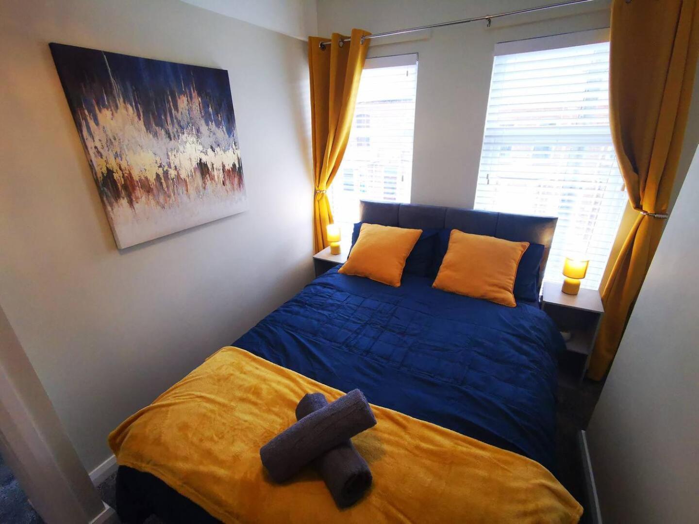 4br Modern Botanic House * Belfast