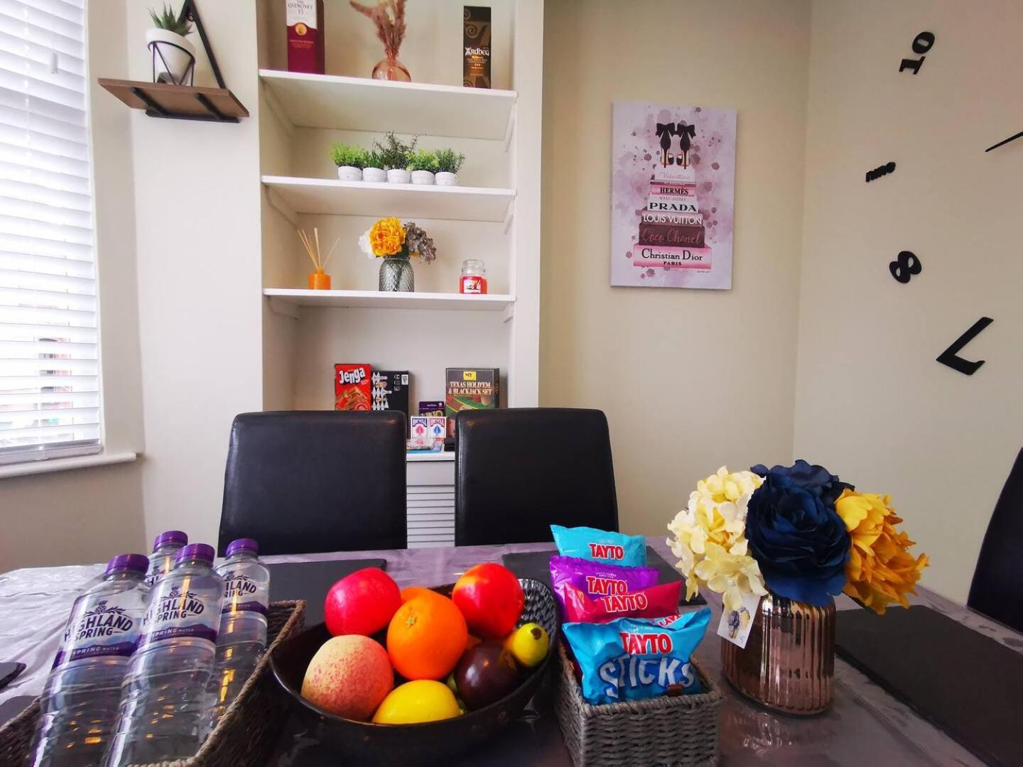 4br Modern Botanic House Belfast