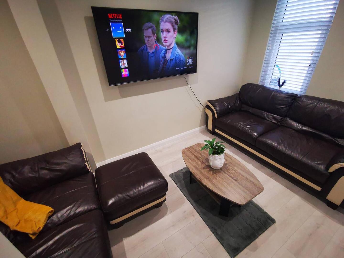 4br Modern Botanic House Belfast