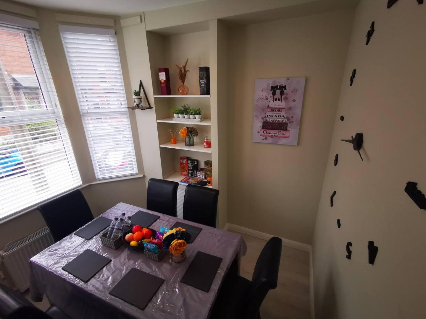 4br Modern Botanic House * Belfast